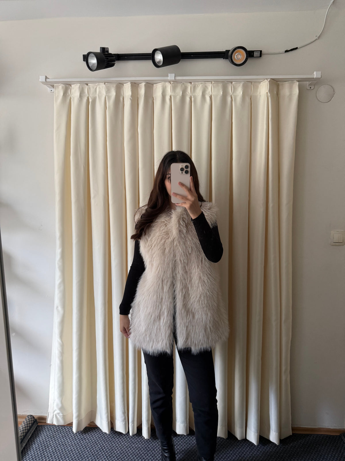Lolita Kürk Yelek — ürün görseli 6